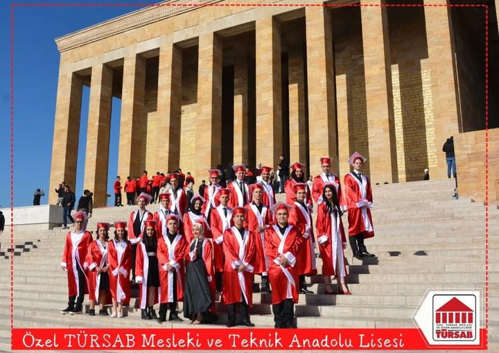 18. EĞİTİM ÖĞRETİM YILIMIZDA 12. SINIF ÖĞRENCİLERİMİZİ MEZUN ETMENİN GURURUNU YAŞIYORUZ.