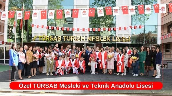 19. EĞİTİM ÖĞRETİM YILIMIZDA 12. SINIF ÖĞRENCİLERİMİZİ MEZUN ETMENİN GURURUNU YAŞIYORUZ